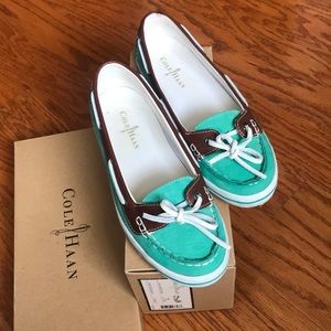 Cole Hahn Moccasins/Flats